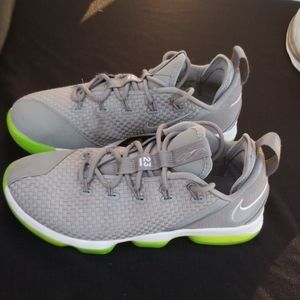 Nike LeBron 14 Low Dunkman